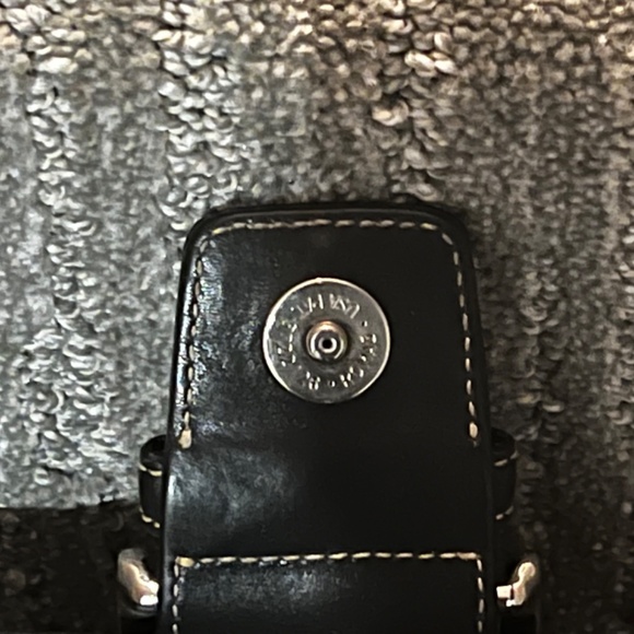 Coach Purse - great condition! - Picture 5 of 8